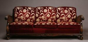 Møblement af mørkfarvet birketræ, bestående af sofa, et par armstole og et bord. Fremstillet af Lani. Ca. 1940. Sofa L. 190. Bord H. 61. L. 120. B. 64. 4