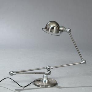 Jean-Louis Domecq Loft. Fransk industrilampe af metal, fire justérbare led. Udført hos Jieldé, Lyon. 1950erne. H. max 180.
