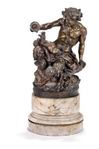 Claude Clodion, efter Figurgruppe af patineret bronze, bacchanale, base af broget marmor. Sign. Clodion. 19. årh. H. 32.