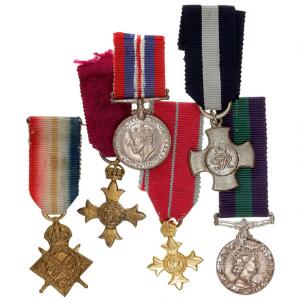 England, lille samling miniature medailler, bl.a. 1914-1915 Stjerne, Det Britiske Imperium 2, India General 1939-45 med flere, i alt 6 stk.