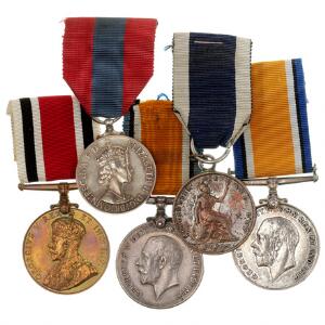 England, lille samling af medailler fra droninng Victoria, kong George V og dronning Elizabeth II, i alt 5 stk z