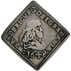 Frederik III, 14 speciedaler 1648, H 47 - klipping slået som kastemønt ved kroningen