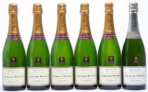 5 bts. Champagne Brut Brut L. P., Laurent Perrier A hfin.  etc. Total 6 bts.