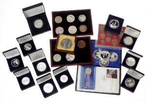 Panimex medailler i sølv, bl.a. med relation til Kongehuset, diverse Anders Nyborg medailler samt enkelte andre mønter og medailler, i alt ca. 440 g rent sølv