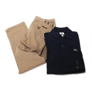 Burberry, Lacoste Et par khaki bukser, dark chino, Str. 30R. Og en mørkeblå Polo T-shirt, kortærmet. Str. 5L. Ubrugte 2