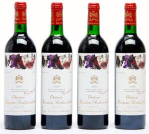 4 bts. Château Mouton Rothschild, Pauillac. 1. Cru Classé 1992 A-AB bn.