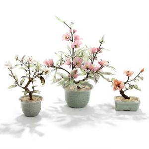 Tre blomstrende træer i potter af keramik, blomster og blade af farvet glas. 20. årh. H. 17-37. 3