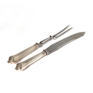 Rosenborg forskærersæt med skafter af sterlingsølv. A. Michelsen, København 20. årh. L. 24,5-26 cm. 2