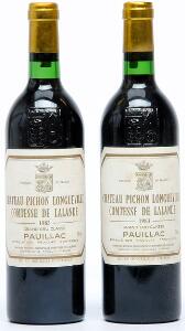 2 bts. Château Pichon Longueville Comtesse, Pauillac. 2. Cru Classé 1983 A hfin.