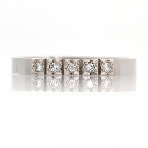 Diamantring af 14 kt. hvidguld prydet med brillantslebne diamanter. Str. 55,5.