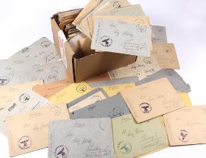 Tysk Rige. FELTPOST. Lille kasse fyldt med Feltpostbreve fra 2.Verdenskrig, mange med indhold.