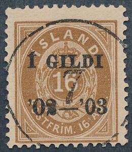 1902. Sort Í GILDI, 16 aur, brun, tk.12. Pragteksemplar med helt perfekt nr.stempel 7