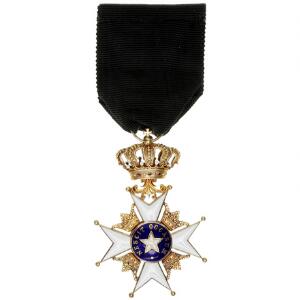Sverige, Nordstjerne-ordenen, ridderkors i forgyldt sølv med sort bånd præ-1975