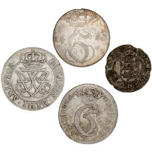 Frederik IV, 12 Skilling 1720, H 49, kv. 1-1. Christian V, 3 mønter i varierende kvalitet. 4