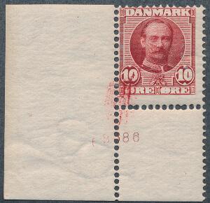 1907. Fr. VIII, 10 øre. Postfriskt enkeltmærke med lille oplagsnummer F 8386. Sjældent