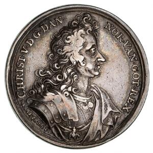 Christian V, Kongens død 1699, Meybusch, Ag, 33 mm, 19,1 g