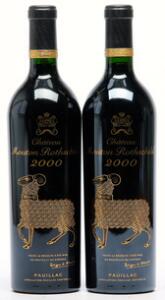 2 bts. Château Mouton Rothschild, Pauillac. 1. Cru Classé 2000 A hfin.