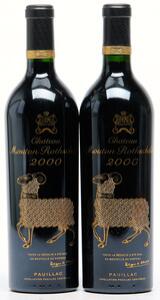 2 bts. Château Mouton Rothschild, Pauillac. 1. Cru Classé 2000 A hfin.