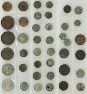 Samling af hovedsagelig danske skillingsmønter, bl.a. 4 skilling 1764, H 39, 1 skilling 1800, 1808, 1809, 1812, 16 rigsdaler 1808 Offermark, H 6, i alt 41