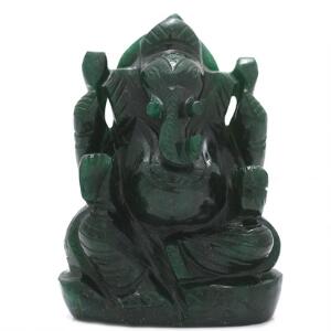 Ganesha figur udskåret af smaragd. L. ca. 8,5 cm. H. ca. 11,5 cm. Vægt 695 gr.