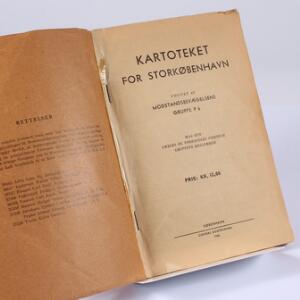 Modstandsbevægelse udgivne liste over NSDAP-medlemmer. pris 12,00 kr. Udgivet København 1946. 158 sider.