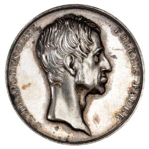 Frederik VI, medaille over kongens helbredelse dateret 3. August 1833, C. Christenseen, Ag, 35 mm, 20 g, Bergsøe 110, lille kanthak