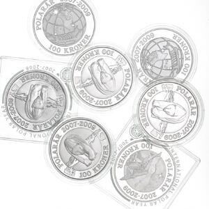Polarmønter, 100 kr 2007 Isbjørn 4 stk., 100 kr 2008 Sirius 2, 100 kr 2009 Nordlys, Sieg 1A, 2A og 3A, i alt 7 stk. i proof
