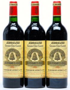 3 bts. Château Angelus, Saint-Émilion 1. Grand Cru Classé 1995 A hfin.