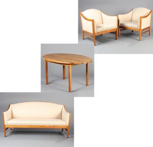 Andreas Hansen Møblement i Honduras pitch pine, bestående af sofa, et par lænestole samt ovalt sofabord. Udført hos Brødrene Andersen. 4