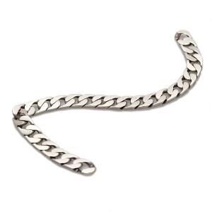 Armlænke af platin. L. ca. 21 cm. Vægt. ca. 26,5 gr.