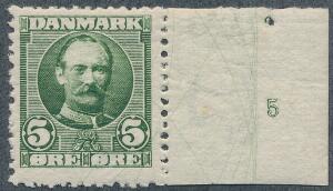 1907. Fr. VIII, 5 øre. Postfriskt enkeltmærke med lille oplagsnummer 5. Sjældent