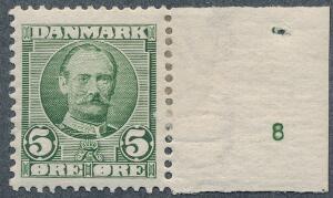 1907. Fr. VIII, 5 øre. Postfriskt enkeltmærke med lille oplagsnummer 8. Sjældent