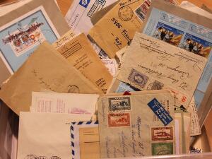 Breve. Interessant parti mest gamle breve og kort fra mange forskellige lande