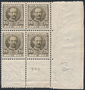 1907. Fr. VIII, 25 øre, sepiabrun. Postfrisk fireblok med lille oplagsnummer 398. Sjældent