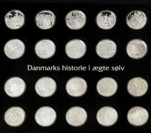 Samling af medailler fra serien Danmarks Historie, i alt 62 stk, Ag ca. 1674 g 9251000, i original æske fra Mønthuset Danmark
