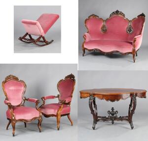 Nyrococo møblement af palisander bestående af sofa, et par armstole, ovalt sofabord samt taburet. 19. årh. 5