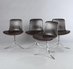 Poul Kjærholm PK-9. Et sæt på fire stole med stel af matforkromet stål, sæde og ryg betrukket med brunt skind. Udført hos Fritz Hansen. 4