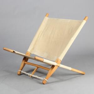 Ole Gjerløv-Knudsen Saw chair. Savbukkestol med stel af bøgetræ, monteret med canvas. Model GK-69. Udført hos Interna.