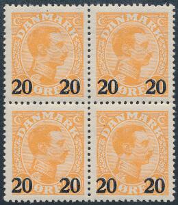 1926. 2030 øre, orange. Postfrisk fireblok med variant slangebid