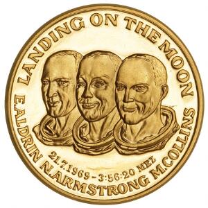 Medaille slået til erindring om den første månelanding, Au, 15,95 g 999,9 1000