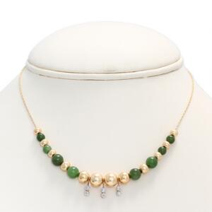 Jade-og diamanthalskæde af 14 kt. guld prydet med jade og guld perler og enkeltslebne diamanter. L. ca. 40 cm. Ekstra led og æske medfølger. Gordons Jewellers.