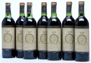 7 bts. Château Gruaud Larose, Saint - Julien. 2. Cru Classé 1983 AB ts.