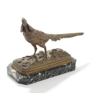 Henri Trodoux Guldfasan. Sign. Trodoux. Figur af patineret bronze, på base af marmor. H. ekskl. base 16,5. L. 27.