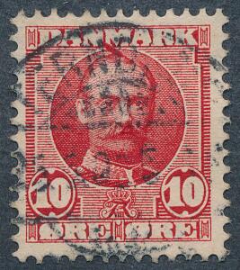 1907. Fr. VIII, 10 øre med variant opstående hårlok. Smukt mærke med retvendt stempel AFA 1400