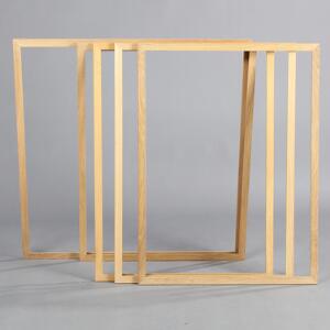 Alfred Klitgaard Ni rammer af egetræ med tilhørende baglister, samt dele til usamlede rammer. 9