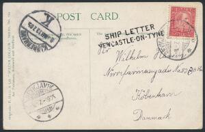 1905. Chr.IX. 10 aur, rød. På SKIBS-kort til Danmark med sort liniestempel SHIP LETTER NEWCASTLE-ON-TYNE.