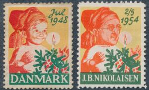 1954. Julemærke. PRIVAT udgivet julemærker J. B. NIKOLAISEN 25 1954, efter motiv af 1948-julemærket, der medfølger. Tyndhed.