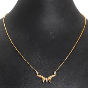 Diamanthalskæde af 18 kt. guld- og hvidguld prydet med brillantslebne diamanter. Farve. Crystal. Klarhed P. L. ca. 45 cm.