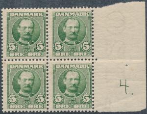 1907. Fr. VIII, 5 øre, grøn. Postfrisk fireblok med pladenummer 4 i marginalen