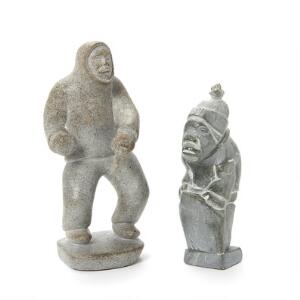 Karl Kristoffersen, m.fl To figurer af fedtsten i form af inuitter, ene sign. Karl K. H. 20-24 cm.
